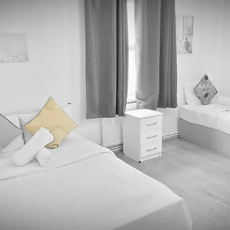 Rooms Near Liverpool Street